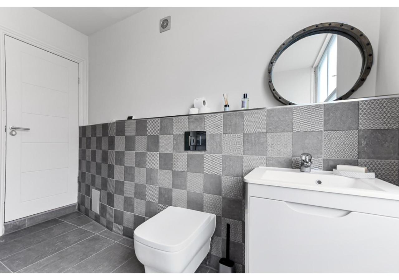 Апартаменты Upscale Urban Haven: Luxury Flat Лондон Экстерьер фото
